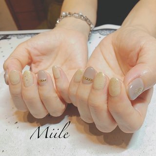 お客様ネイル #7月定額デザイン 〜お色味変更アレンジ コーティング+¥500 
#ハンド #シェルネイル #ジェル #お客様 #ラメ #ショート #チェーン #ワンカラー #オフィス #オフィスネイル #リゾート #大人上品ネイル #定額デザイン #定額ネイル #群馬県 #高崎 #プライベートサロン #リゾート #オフィス #パーティー #女子会 #ハンド #シンプル #ショート #ベージュ #イエロー #ジェルネイル #お客様 #private nailsalon Miile #ネイルブック
