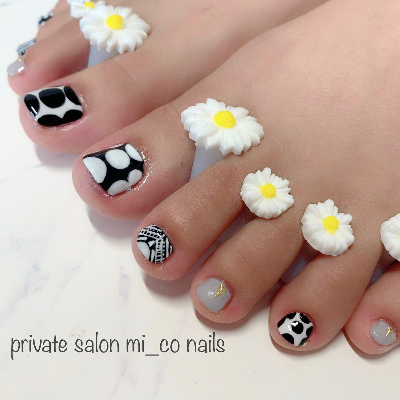 夏 オールシーズン 海 ライブ フット みぃこのネイルデザイン No ネイルブック