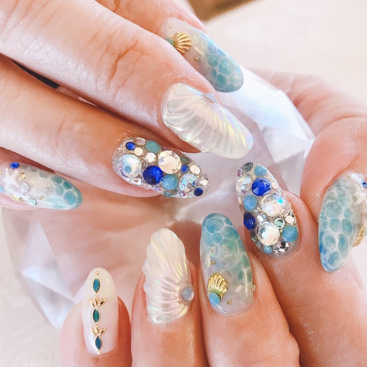 夏 ハンド ビジュー フラワー 水滴 Maison De Nail Jolie Jolie