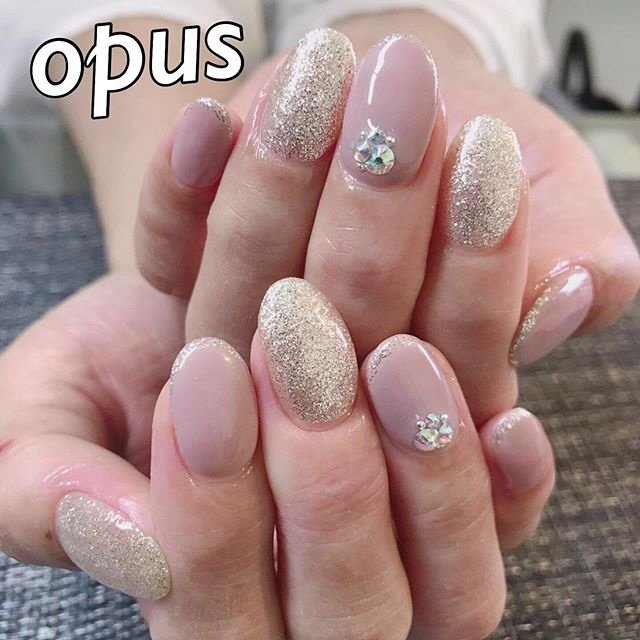 オールシーズン オフィス ハンド シンプル ラメ Opusのネイルデザイン No ネイルブック