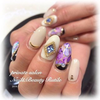 パープル ブラック ゴージャスネイルのネイルデザイン ネイルブック