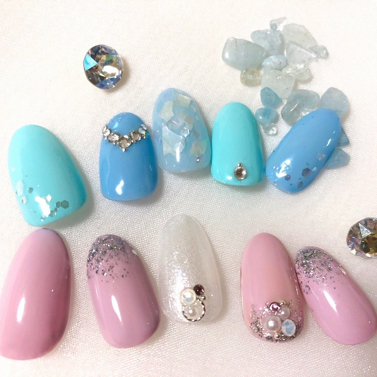 夏 ハンド ビジュー シェル ターコイズ パラジェル登録店 自爪に優しいkikinail のネイルデザイン No ネイルブック