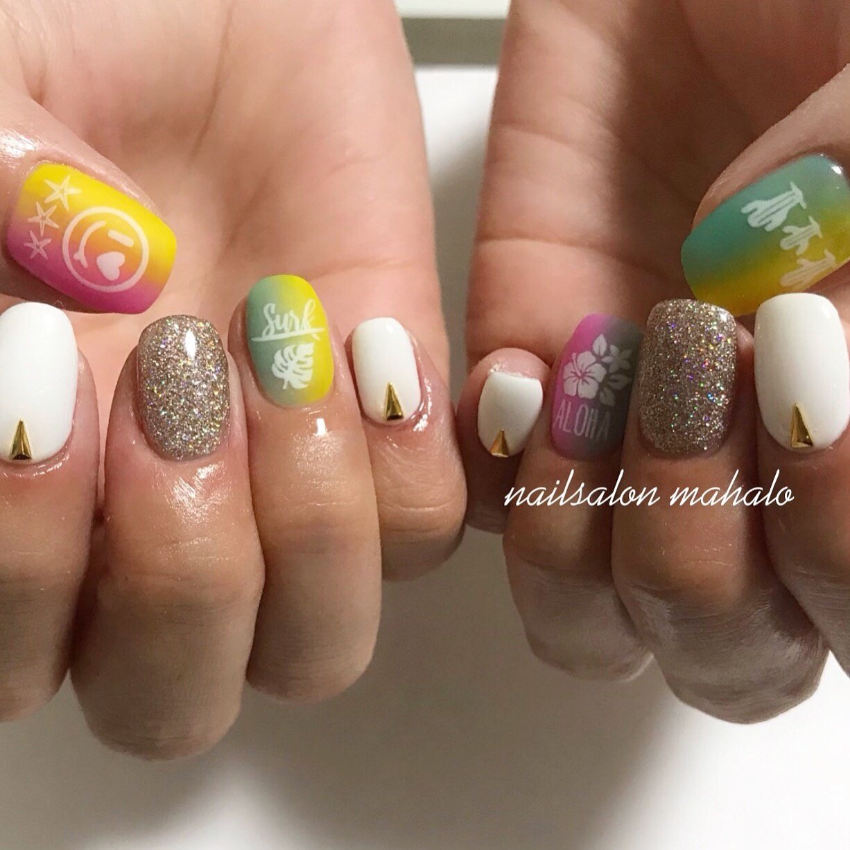 春 夏 シンプル グラデーション ビジュー Nail Mahaloのネイルデザイン No ネイルブック