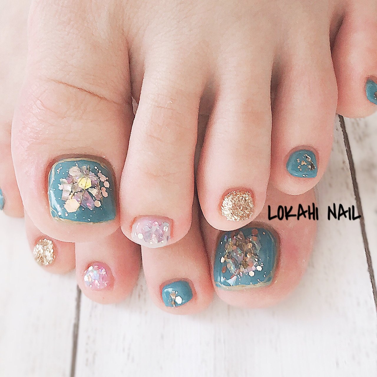 夏 旅行 海 リゾート フット Lokahi Nail ロカヒネイルのネイルデザイン No ネイルブック