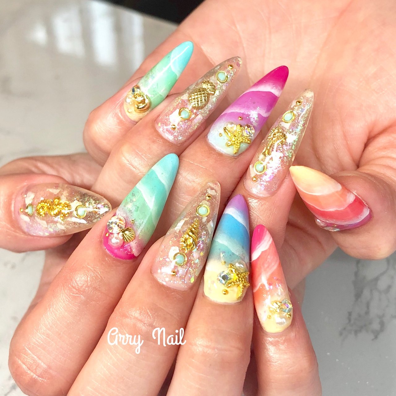 夏 海 リゾート ハンド シェル Arry Nail アリーネイルのネイルデザイン No ネイルブック