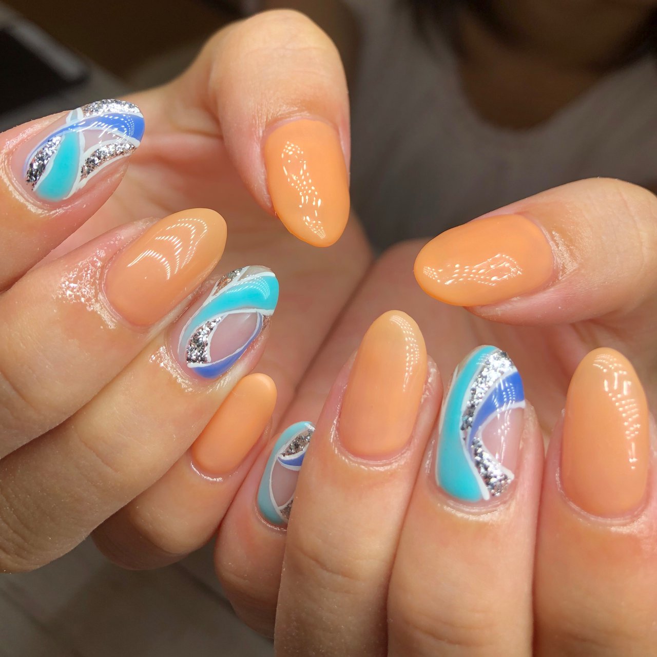オールシーズン ハンド ミディアム オレンジ 水色 Welinanailのネイルデザイン No ネイルブック