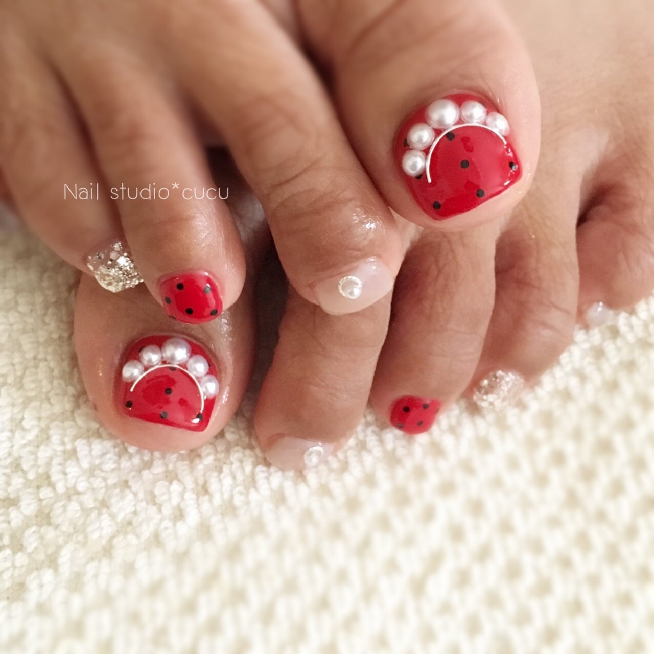 フット/パール/ドット/レッド/グレージュ - Nail studio*cucuのネイル 