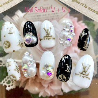 人気順｜ビジュー/#ルイヴィトンのネイルデザイン｜ネイルブック