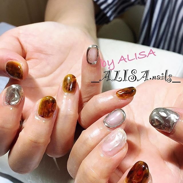 夏 秋 ラメ くりぬき シースルー Alisa Kondoのネイルデザイン No ネイルブック