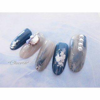 . .:*:・'°☆nuance.:*:・..
.
写真が埋もれてしまう前のpost!
.
.
@prexyofficial
@pregelofficial
@kimagure_cat_whim

通販
@nail_premall(ネイリスト向け)
@joyartofficial(一般向け)
.
. 
PREGEL
・L05ライナーホワイト
・912ゴンドリエーレの歌
・882ペールセサミ
・110白
・B27パリスシルバー

#パールネイル
#オフィスネイル
#グレージュネイル
#ニュアンスネイル
#大分市ネイルサロン#大分市ネイル#ネイル大分#ネイルスクール大分市#大分ネイルスクール#ネイルサロンショコラ #ネイルスクールショコラ #プリジェル#気まぐれキャット#大人ネイル#上品ネイル #シンプルネイル #ネイル#ジェルネイル #ジェルアート #ネイルアート #ネイルケア #nail #nailstagram #japanesefashion #オールシーズン #旅行 #梅雨 #女子会 #ハンド #シンプル #ビジュー #ラメ #ワンカラー #ニュアンス #ミディアム #グレージュ #シルバー #スモーキー #ジェルネイル #ネイルチップ #Chocora #ネイルブック