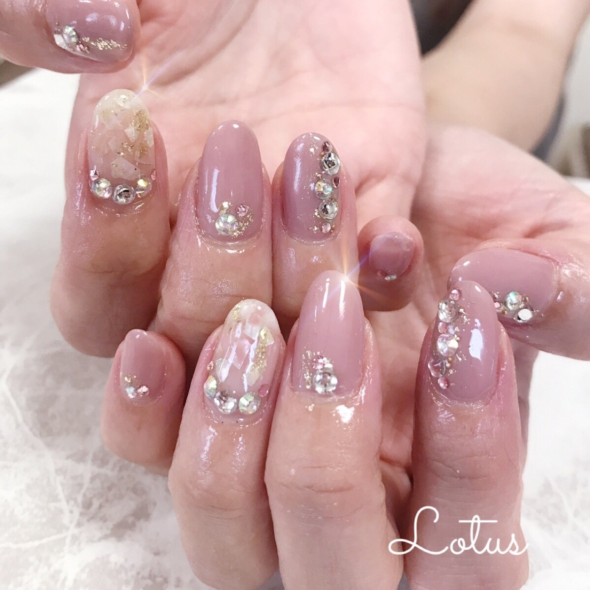 オールシーズン ブライダル パーティー デート ハンド Nail Lotusのネイルデザイン No ネイルブック