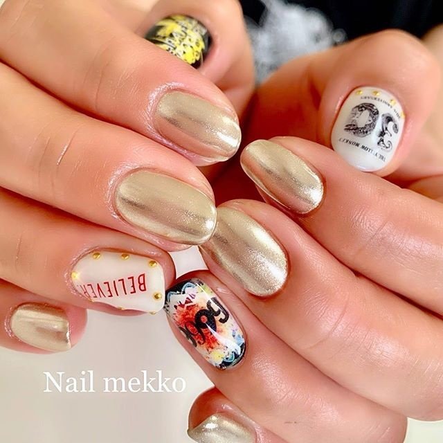 ハンド イニシャル ミラー ロック ホワイト Nail Mekkoのネイルデザイン No ネイルブック