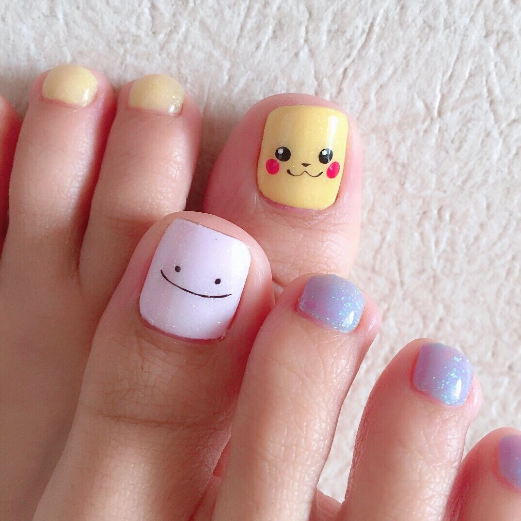 夏 オールシーズン フット ラメ 痛ネイル Bunnynailのネイルデザイン No ネイルブック