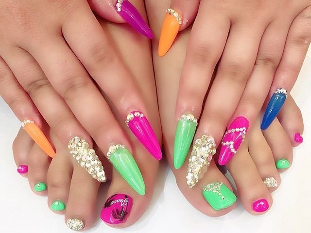 ペディキュア Nailsgogo Shibuya Nailsalonのネイルデザイン No ネイルブック