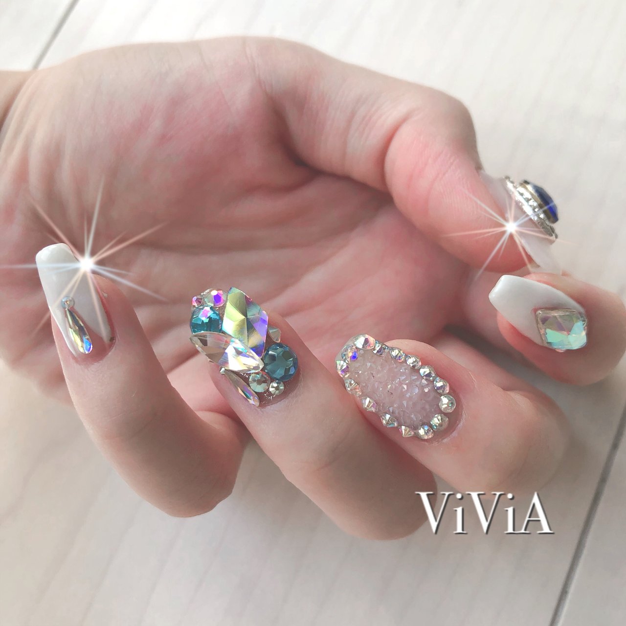 夏 オールシーズン パーティー ハンド ワンカラー Nail Vivia ネイル ビビア のネイルデザイン No ネイルブック