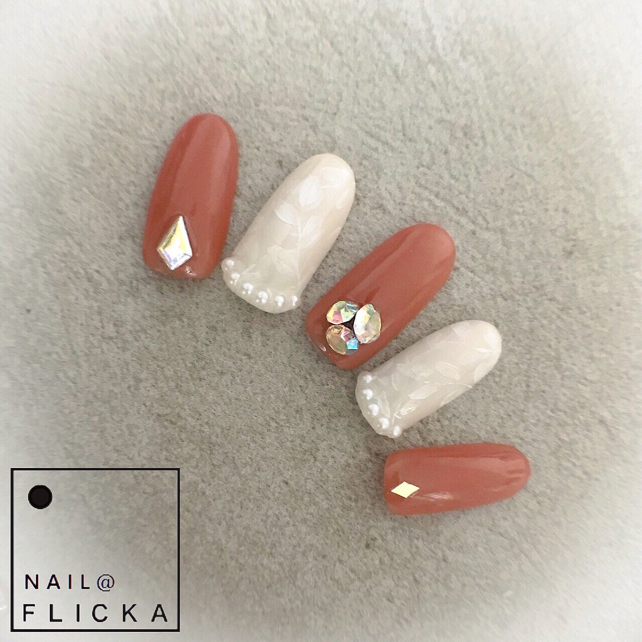 夏 秋 オールシーズン オフィス ハンド Nail Flicka Sapporoのネイルデザイン No ネイルブック