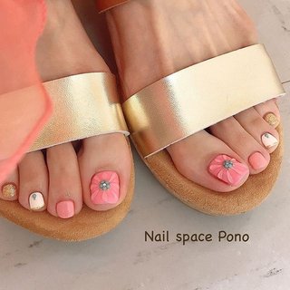 ターコイズ コーラルピンクのネイルデザイン ネイルブック