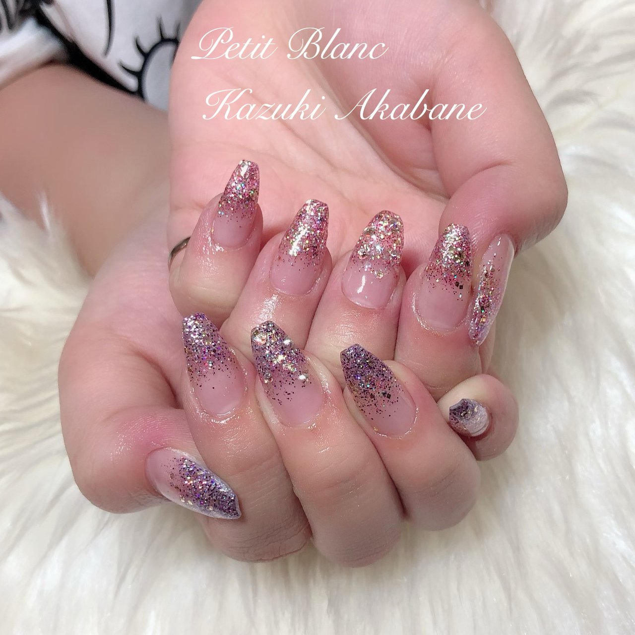 夏 ハンド グラデーション ビジュー ラメ Kazuki Nail のネイルデザイン No ネイルブック