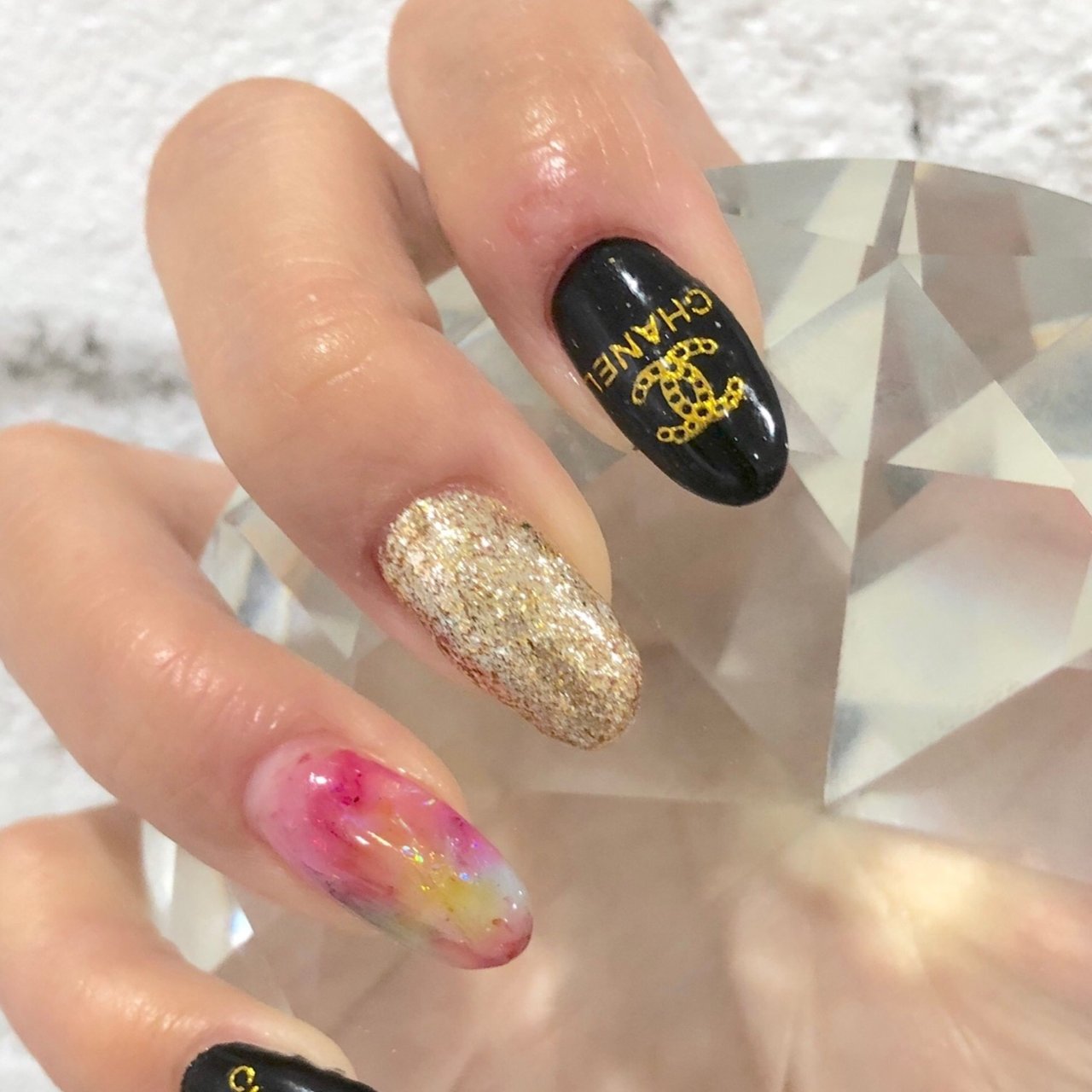 オールシーズン ハンド ラメ ワンカラー ミディアム T Yukaのネイルデザイン No ネイルブック