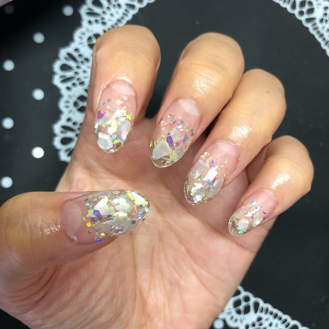 ハンド ホログラム ラメ シェル クリア Gemme Nail ビューティーケアサロンのネイルデザイン No ネイルブック