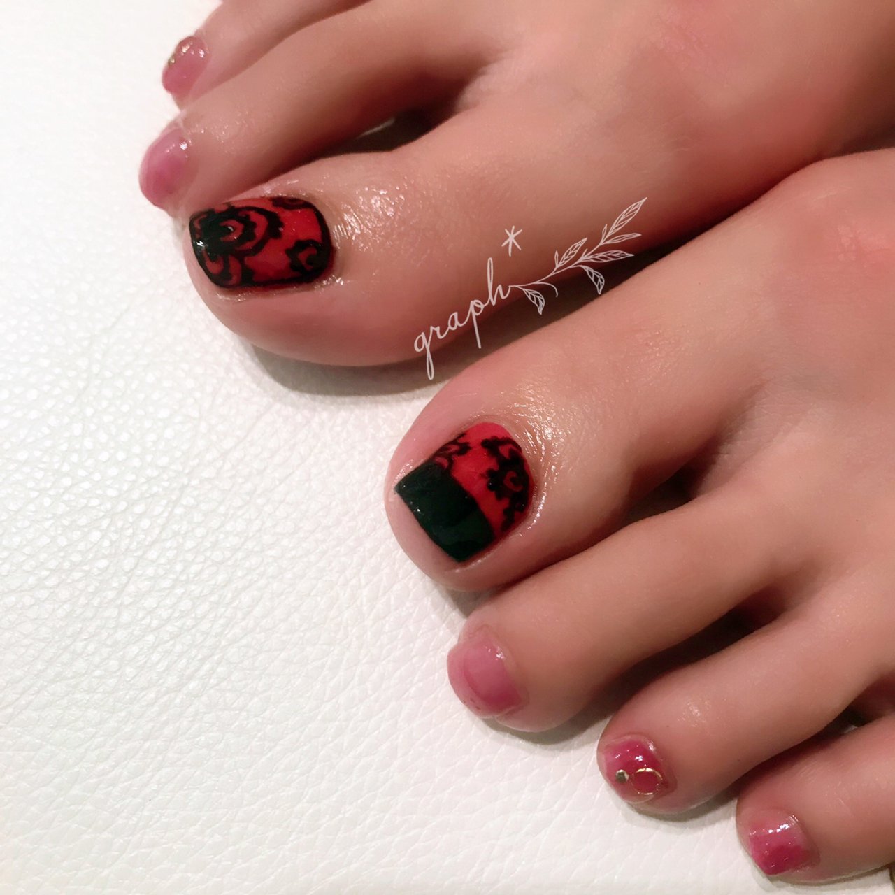 夏 秋 ライブ フット ビジュー Graph Dsnのネイルデザイン No ネイルブック