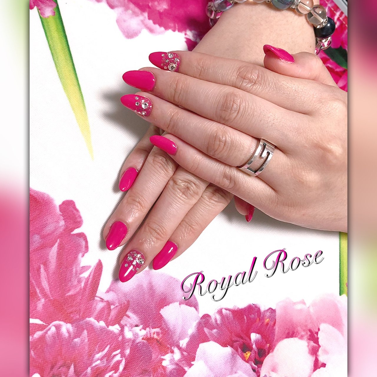 ラメ ビジュー ピンク シルバー Royalroseのネイルデザイン No ネイルブック