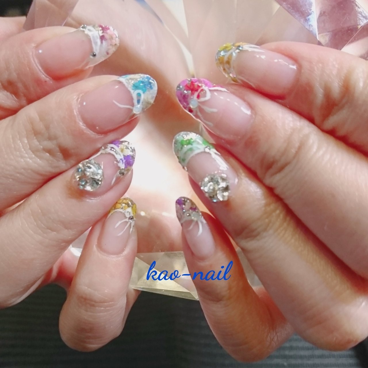 オールシーズン ハンド フレンチ ラメ 押し花 Kao Nailのネイルデザイン No ネイルブック