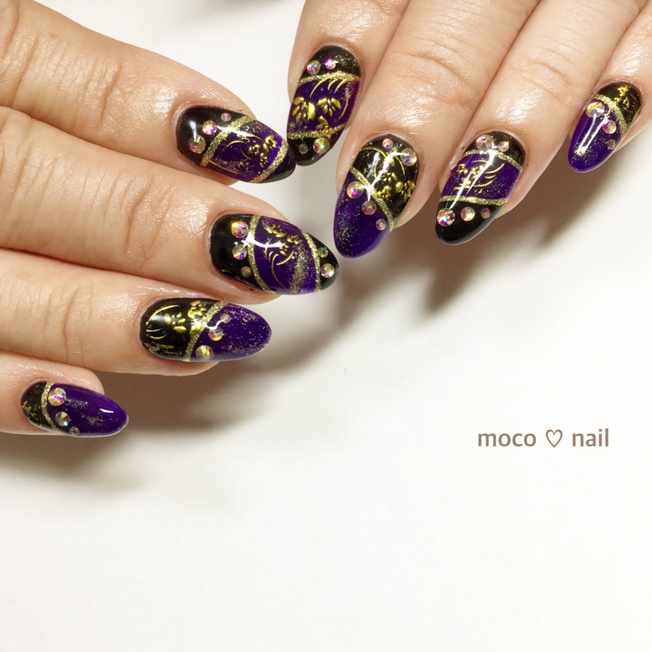 ハンド ラメ くりぬき バイカラー プッチ Moco Nailのネイルデザイン No 4529305 ネイルブック