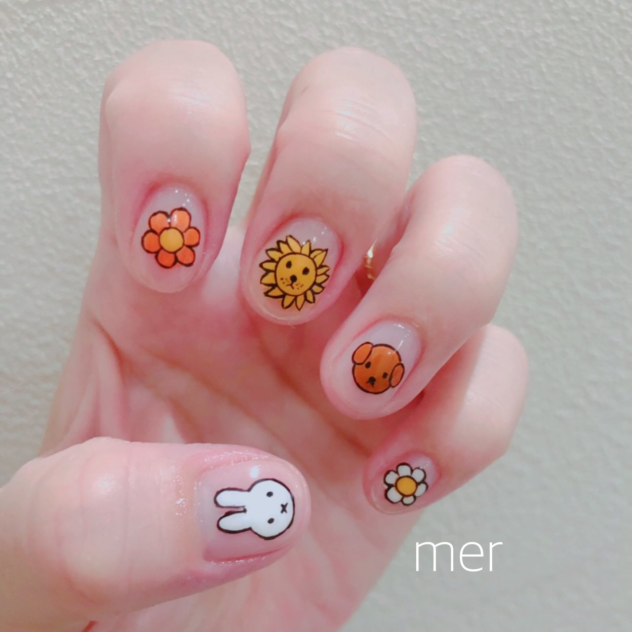 オールシーズン ハンド キャラクター ショート カラフル Mer Nailのネイルデザイン No ネイルブック