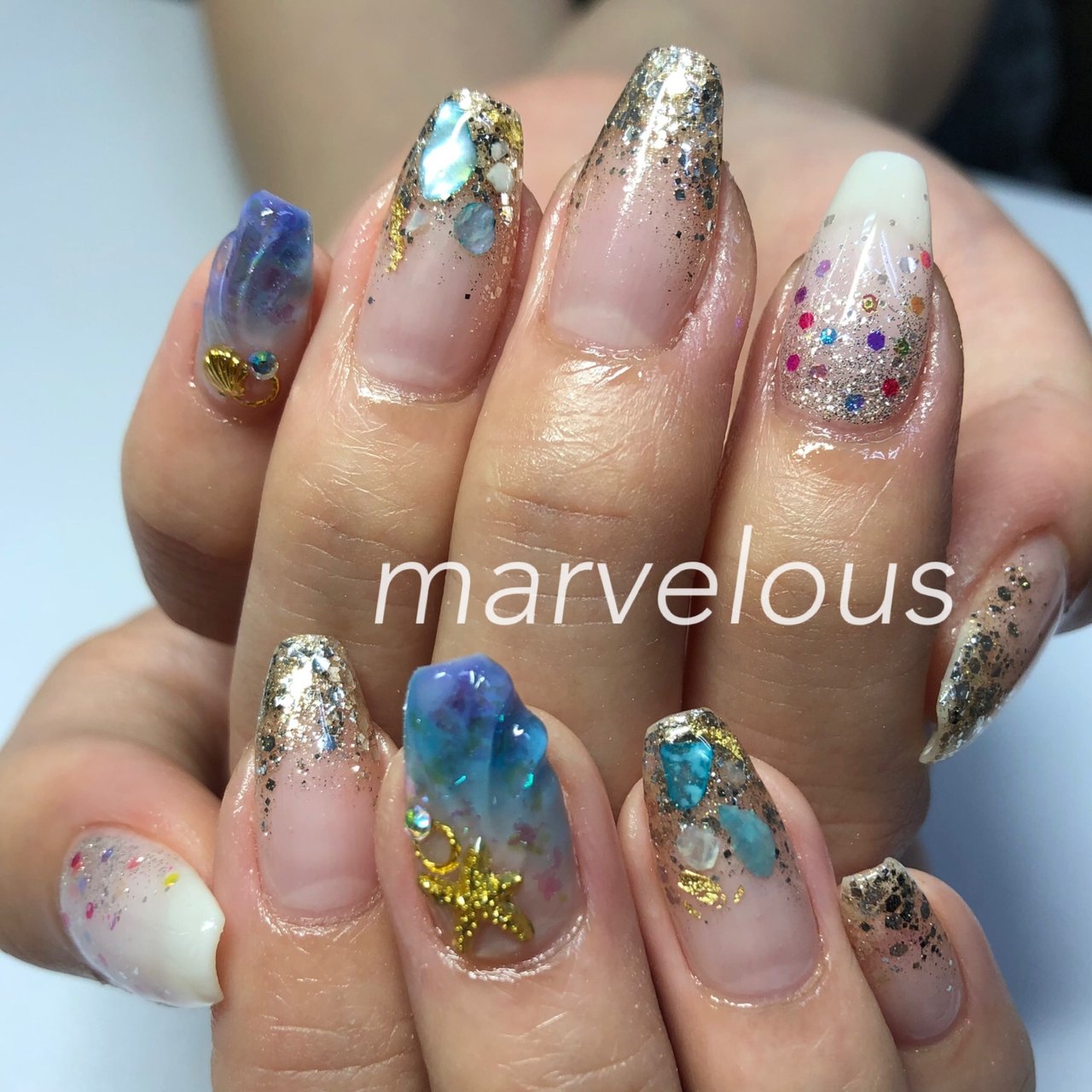 夏 ハンド 人魚の鱗 ミディアム ブルー Marvelousのネイルデザイン No ネイルブック