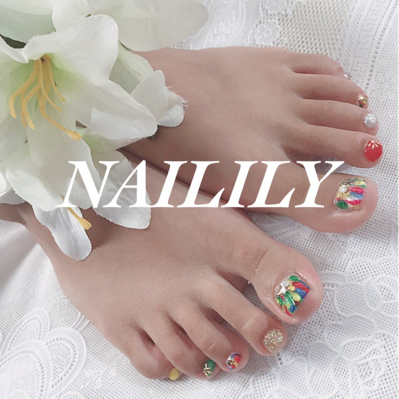 夏 フット ショート カラフル ペディキュア Naililyのネイルデザイン No ネイルブック