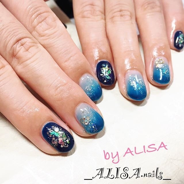 夏 梅雨 海 リゾート グラデーション Alisa Kondoのネイルデザイン No ネイルブック