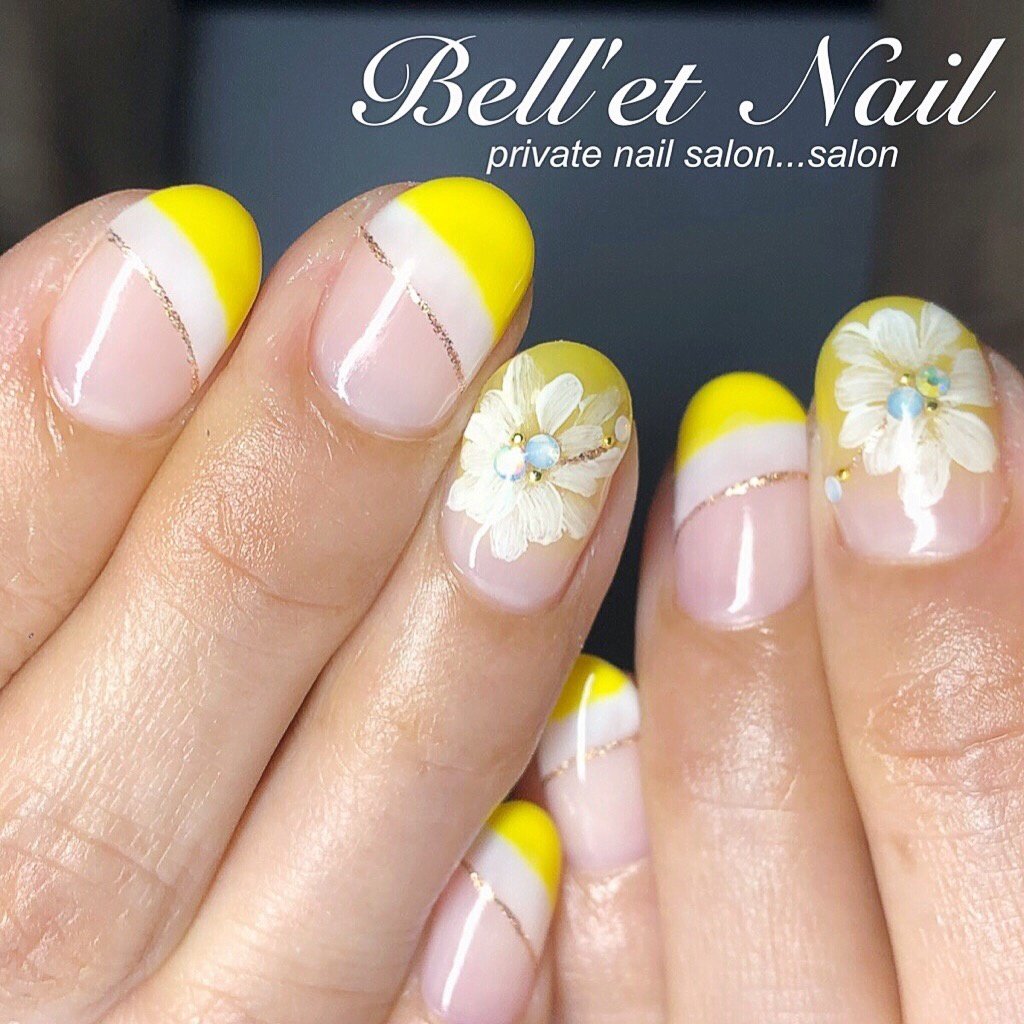 夏 ハンド フレンチ 変形フレンチ グラデーション Bell Et Nail ネイリストayacoのネイルデザイン No ネイルブック