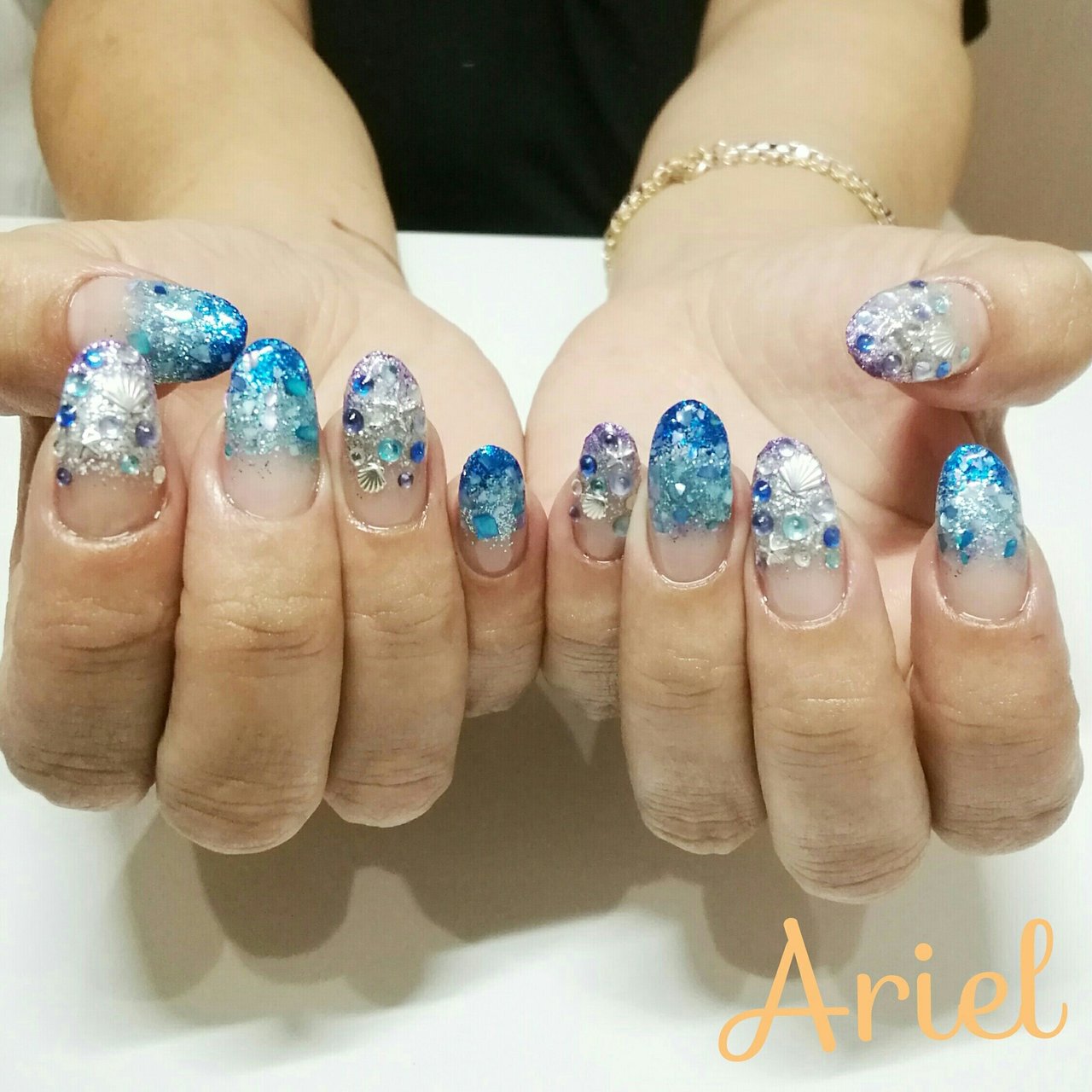 夏 海 リゾート ライブ ハンド ネイルサロンアリエルのネイルデザイン No ネイルブック