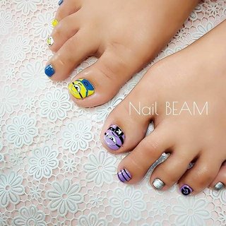 ミニオンのネイルデザイン 6ページ目 ネイルブック