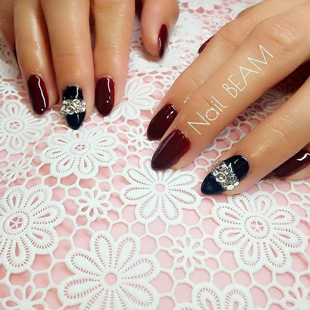 秋 冬 シンプル ラメ ビジュー Nailbeamのネイルデザイン No ネイルブック