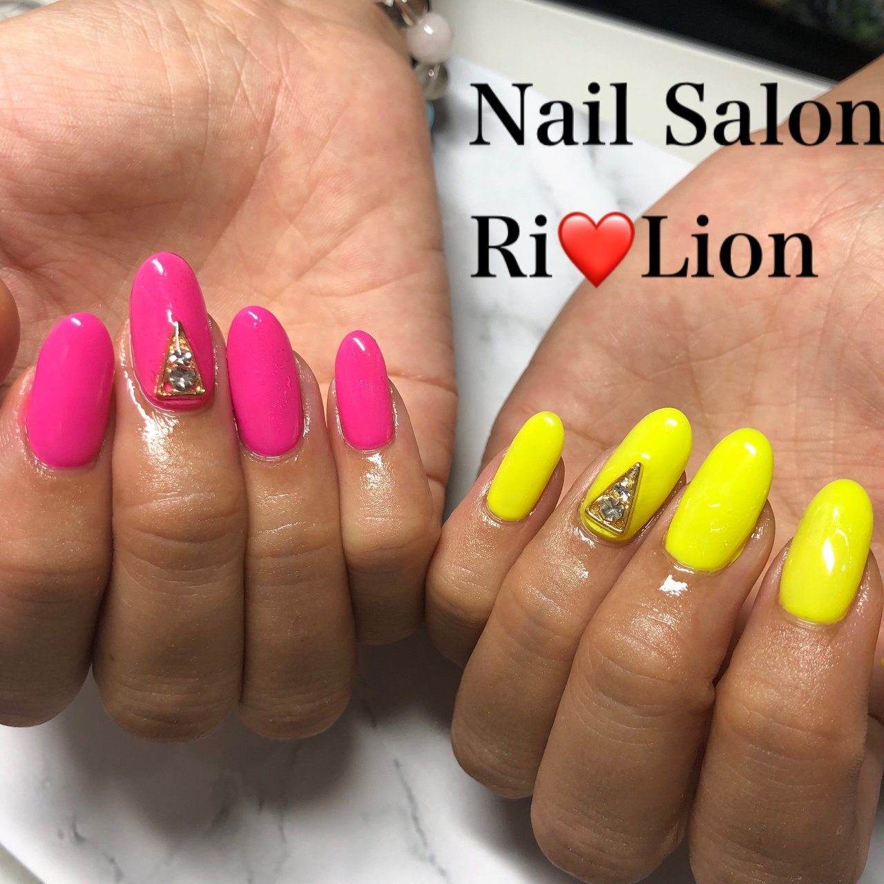 夏 旅行 リゾート ハンド ワンカラー Nail Salon Ri Lion のネイルデザイン No ネイルブック