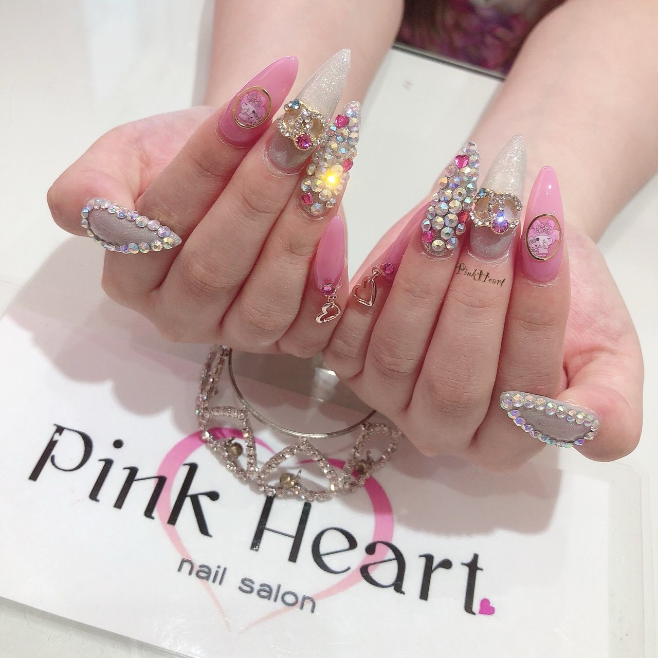 オールシーズン 成人式 ハンド ビジュー ハート Pinkheartのネイルデザイン No ネイルブック