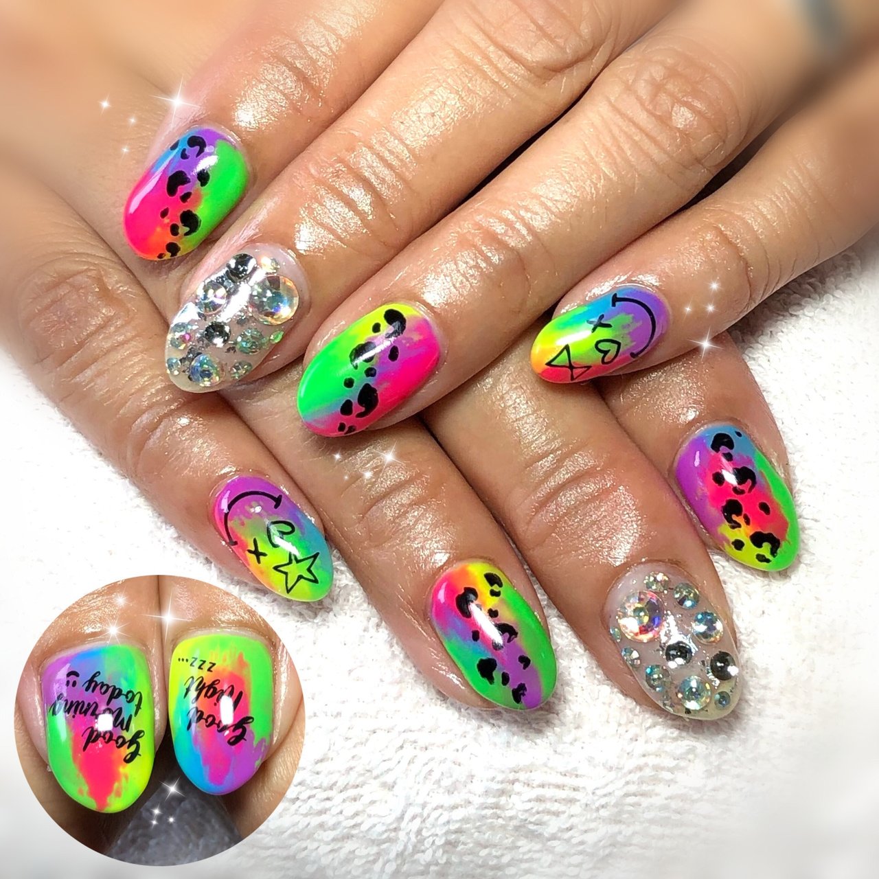 ハンド ネオンカラー ジェル Nail Sakiのネイルデザイン No ネイルブック