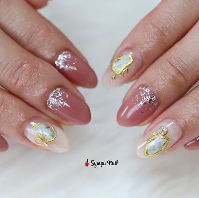 オールシーズン ハンド 大理石 ニュアンス ホワイト Sympa Nailのネイルデザイン No ネイルブック