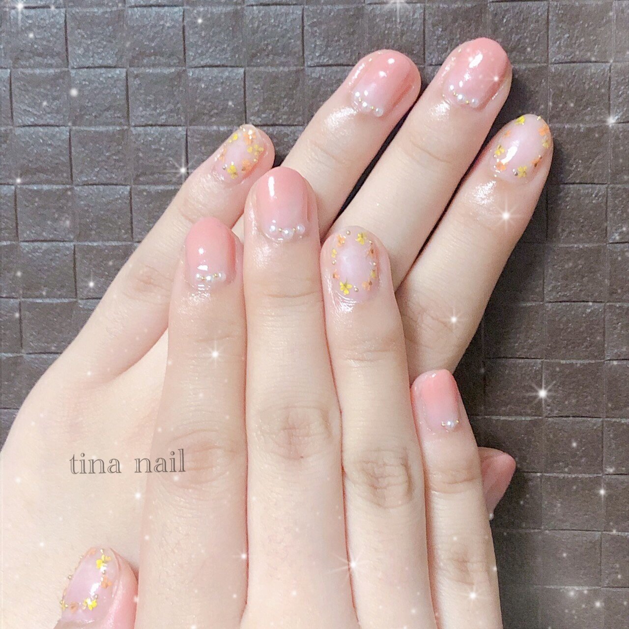 春 夏 ハンド グラデーション 押し花 Tina Nailのネイルデザイン No ネイルブック