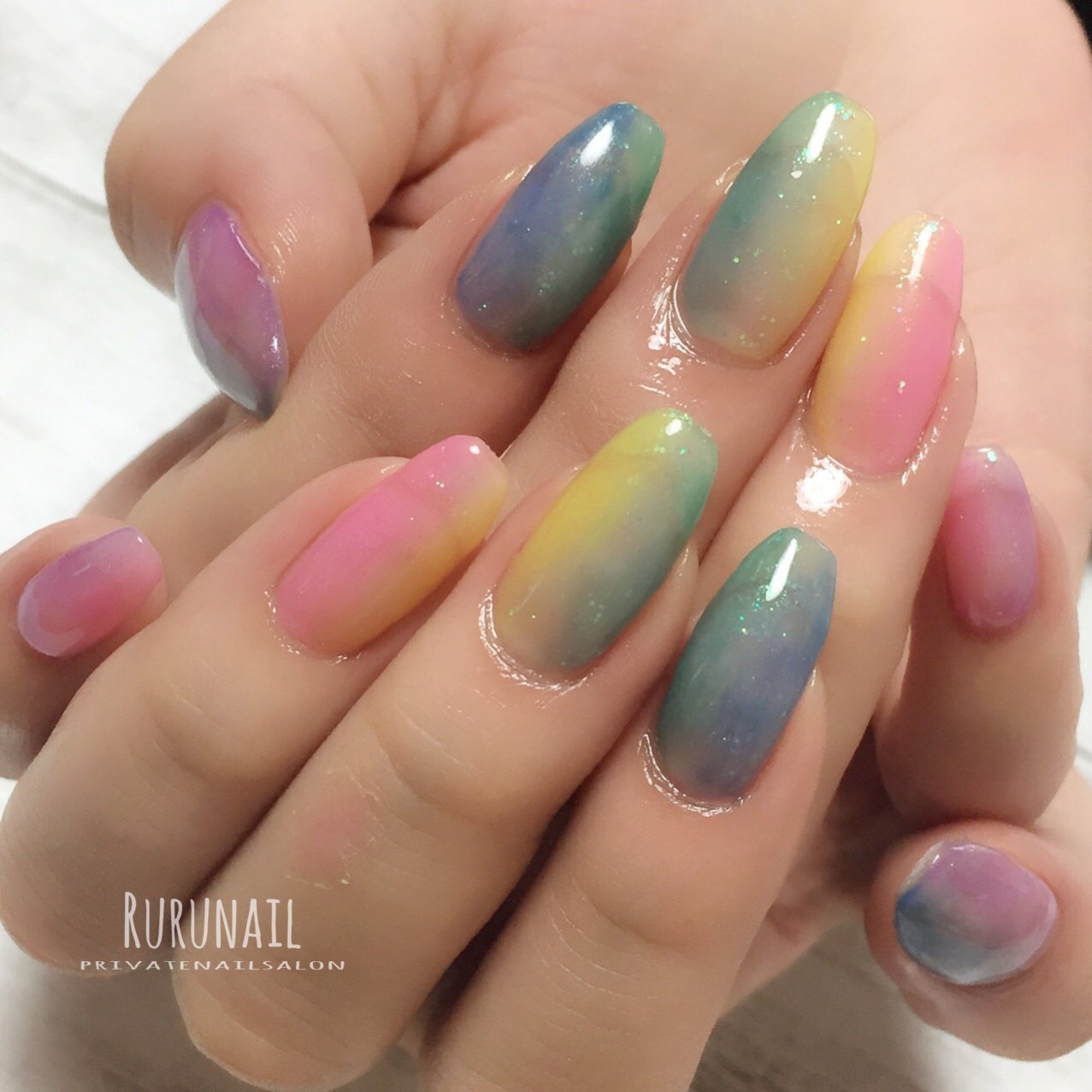 夏 ハンド カラフル Ruru Nailのネイルデザイン No ネイルブック