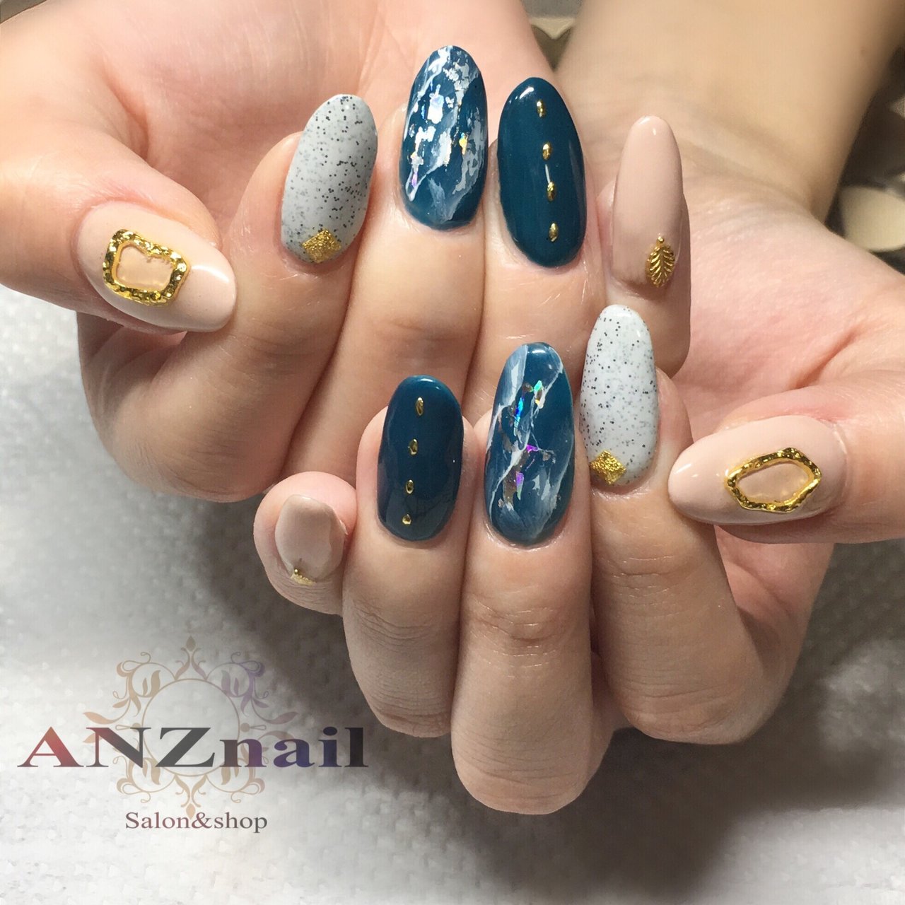 秋 パーティー ハンド シンプル ニュアンス Anznail 旭川市ネイルサロン ネイリストあんず のネイルデザイン No ネイル ブック