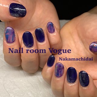 #乱切りホログラム #オールシーズン #梅雨 #七夕 #浴衣 #ハンド #ラメ #ワンカラー #シースルー #ギャラクシー #ネイビー #パープル #シルバー #ジェルネイル #お客様 #km #ネイルブック