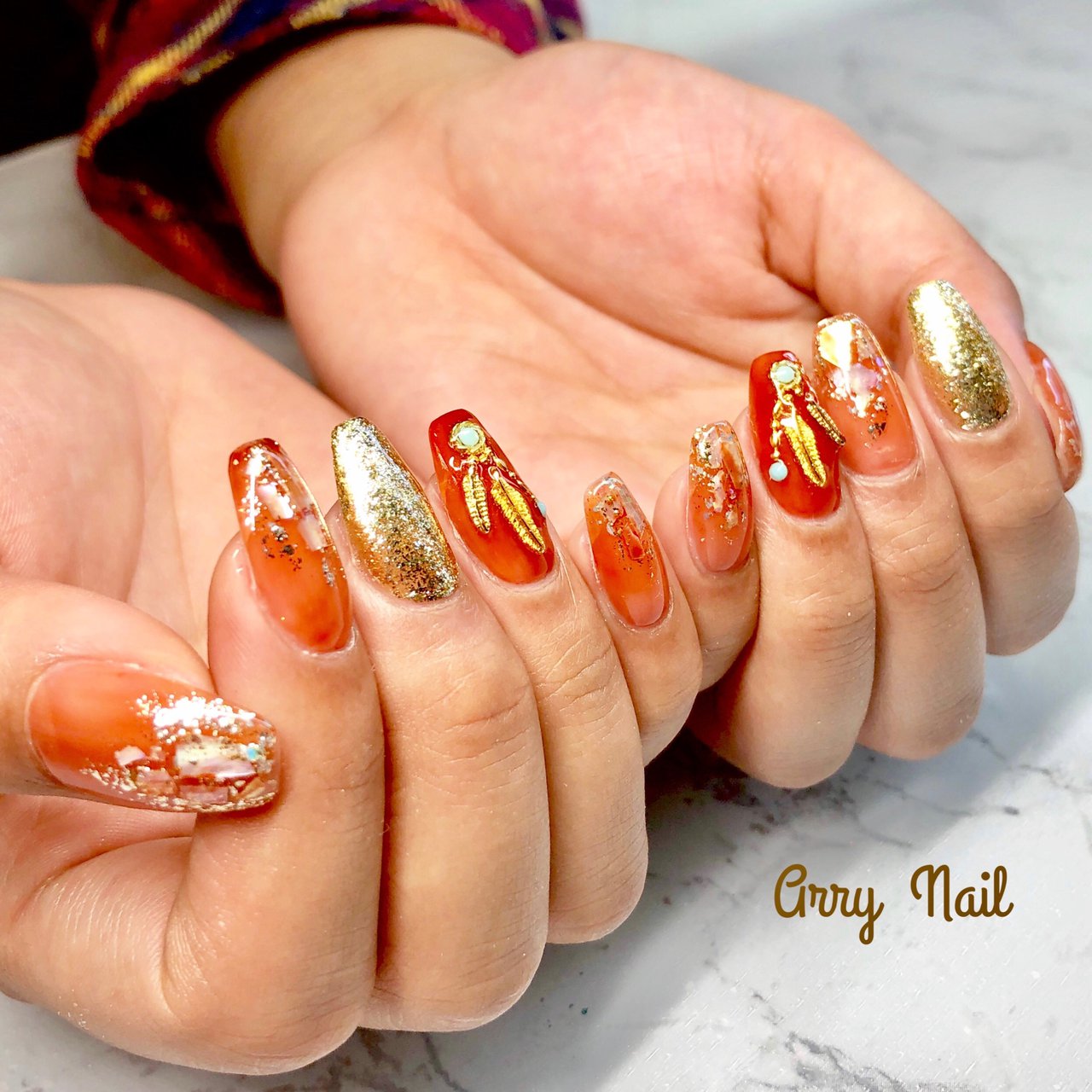 夏 秋 ハンド ラメ フェザー Arry Nail アリーネイルのネイルデザイン No ネイルブック