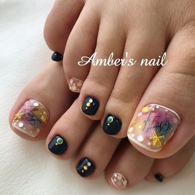 夏 リゾート デート 女子会 フット Amber S Nail アンバーズネイルのネイルデザイン No ネイルブック