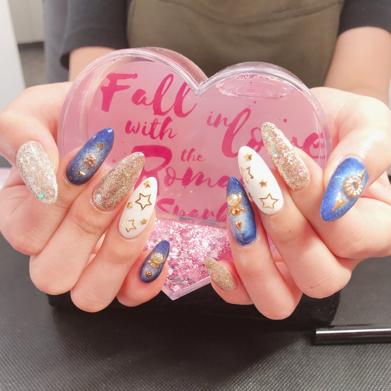 夏 秋 ハンド グラデーション デニム Pacey ペイシー のネイルデザイン No ネイルブック