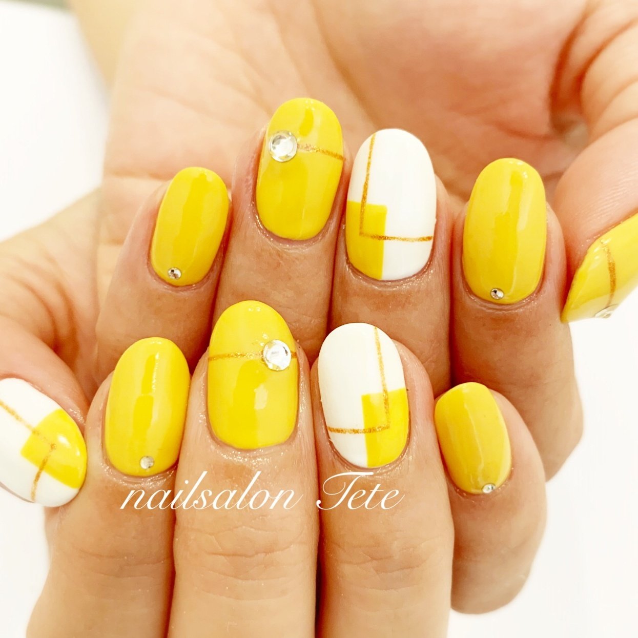 春 夏 パーティー ハンド シンプル Nailtete 駅前店のネイルデザイン No ネイルブック