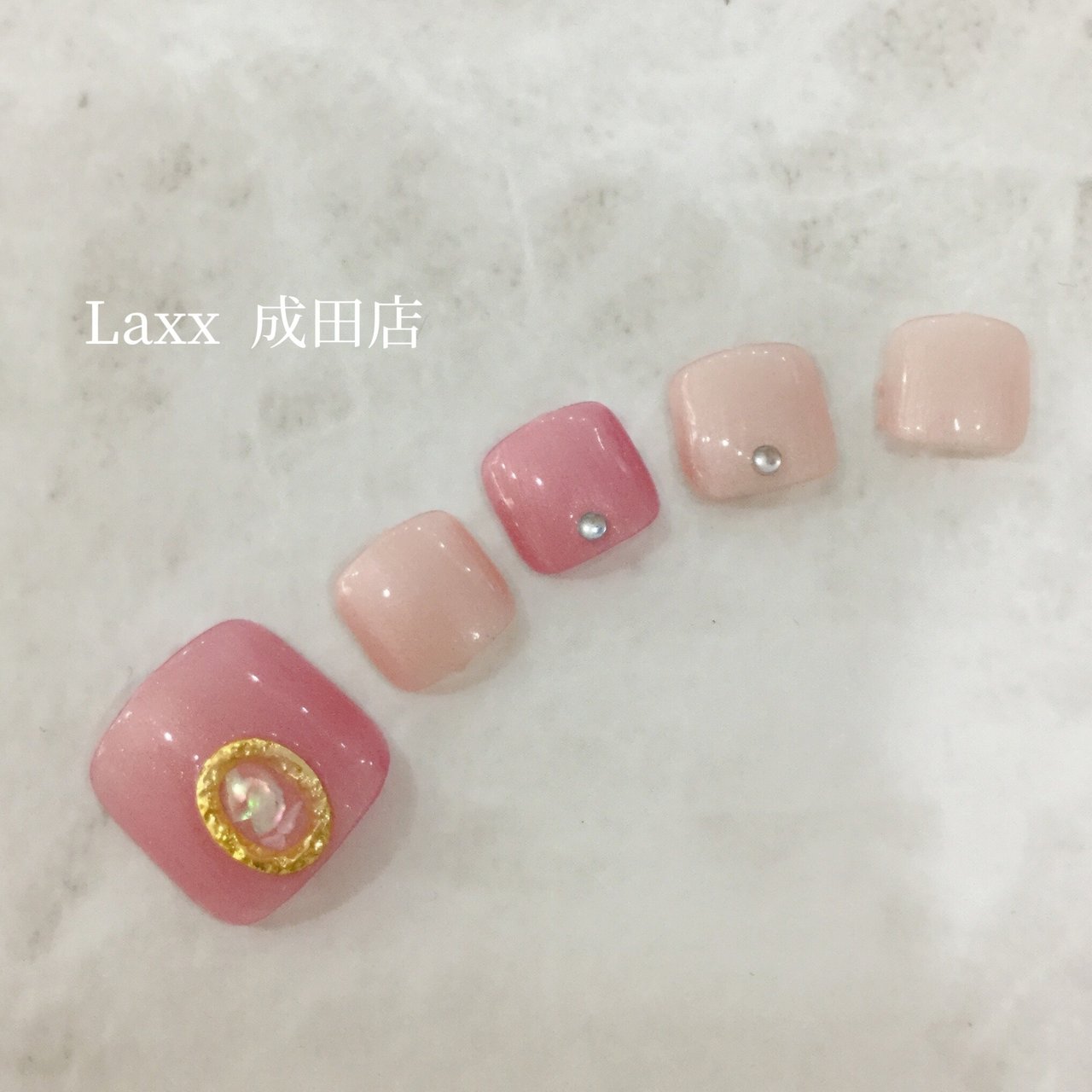 秋 冬 フット ワンカラー ピンク Laxx 成田店のネイルデザイン No