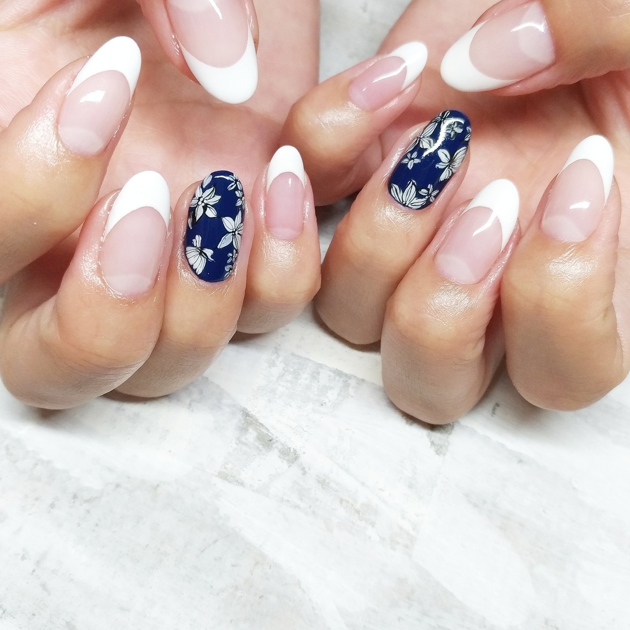 秋 冬 オールシーズン ハンド シンプル Neige Nailgalerieのネイルデザイン No ネイルブック